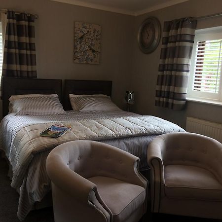 Cleers View Farm Bed & Breakfast Somerton  Bagian luar foto