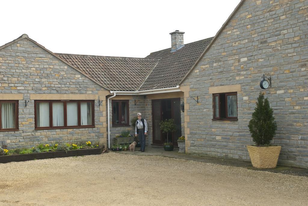 Cleers View Farm Bed & Breakfast Somerton  Bagian luar foto