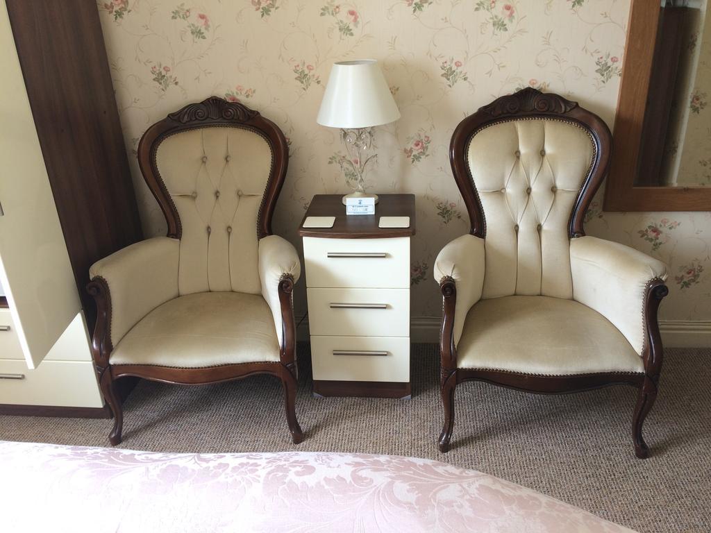 Cleers View Farm Bed & Breakfast Somerton  Bagian luar foto