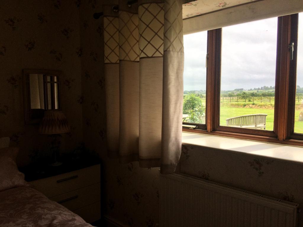 Cleers View Farm Bed & Breakfast Somerton  Bagian luar foto